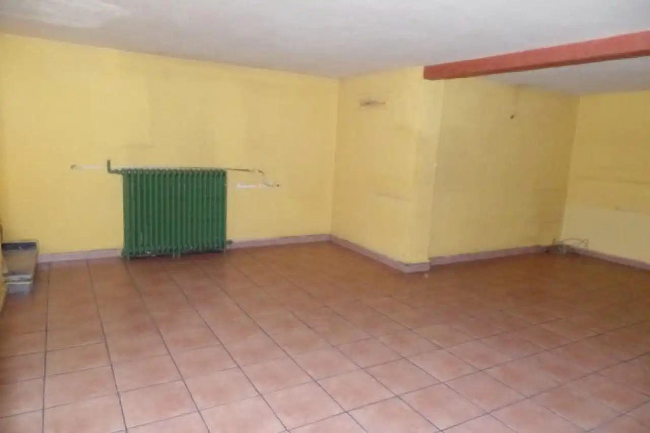 Local comercial en venda a Calle Veinticuatro De Abril 21 24004 Leon, imagen 4