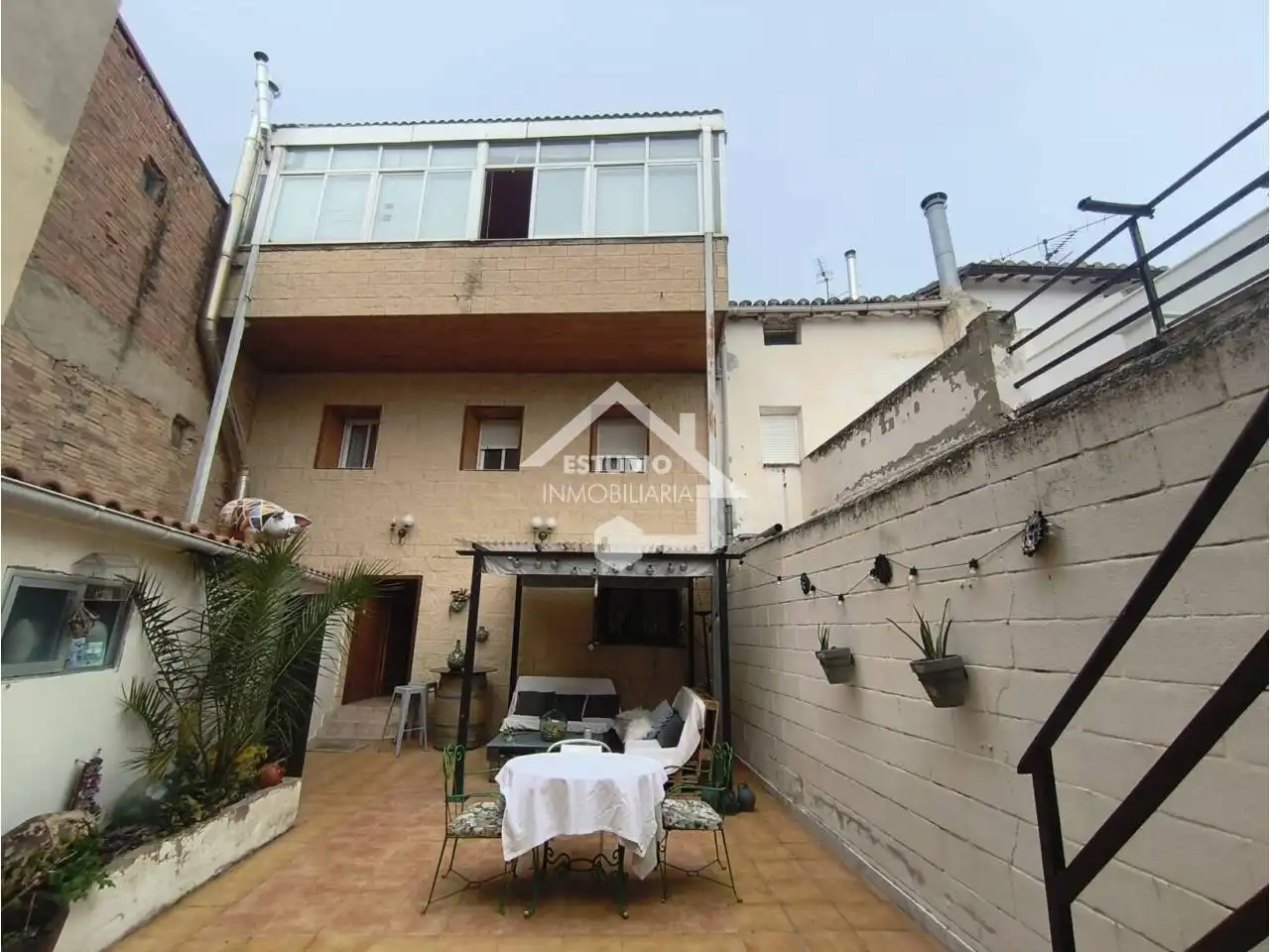 Vista exterior de Casa o xalet en venda en Bañares, La Rioja