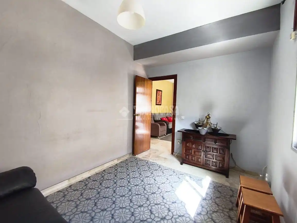 Habitación de Piso en venta en Fuengirola con Balcón