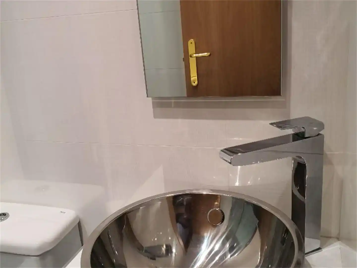 Bany de Pis en venda en Abejar amb Parquet i Balcó
