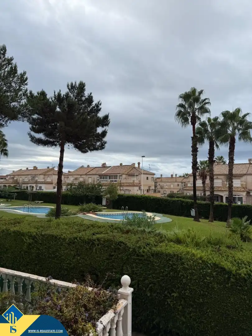 Villa avec piscine à vendre à Nueva Torrevieja - Aguas Nuevas, imagen 2