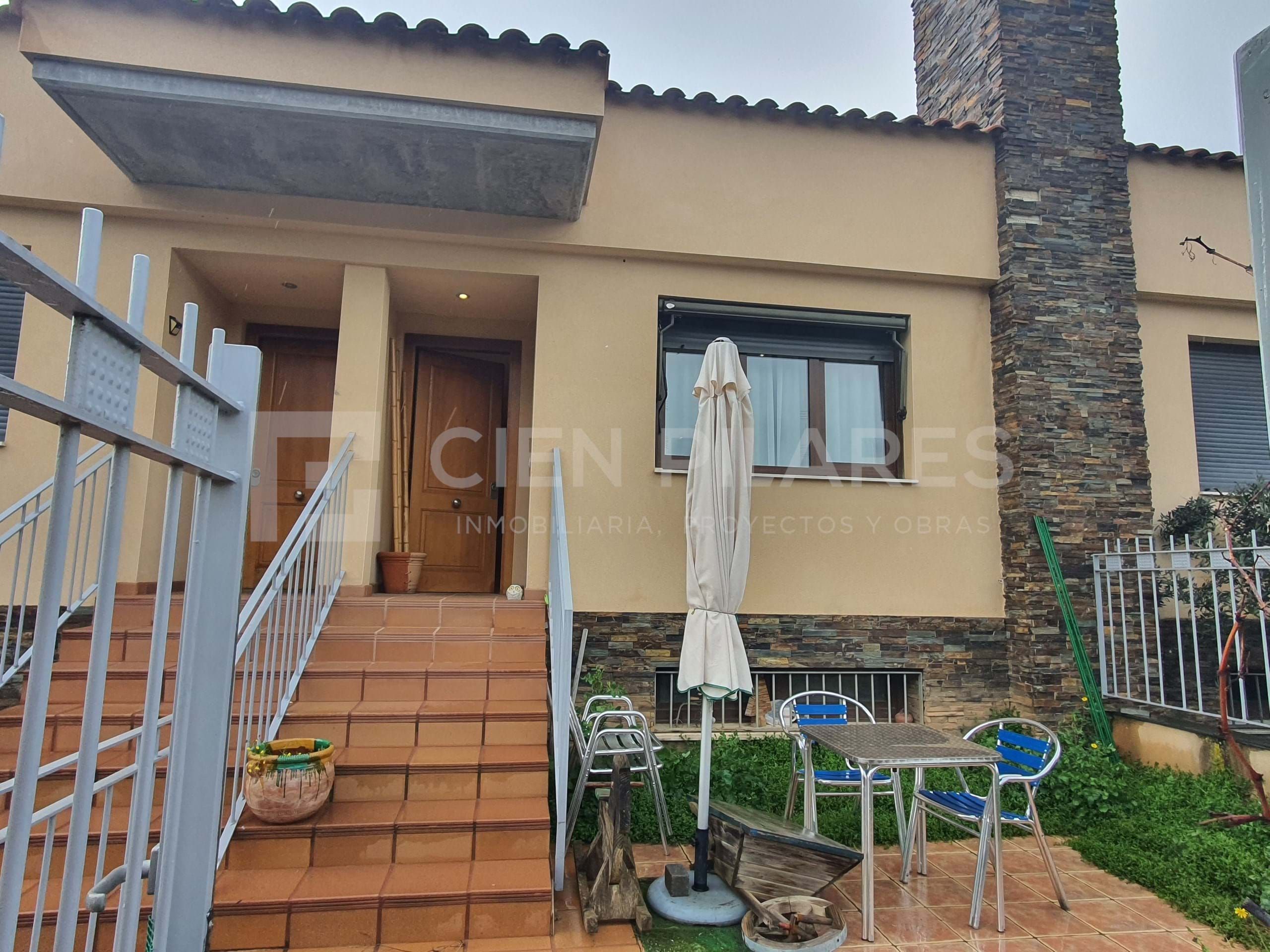 Exterior view of Single-family semi-detached for sale in Arnedillo  with Heating, Terrace and Storage room