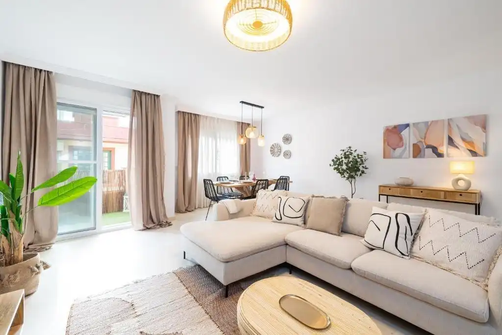Apartamento con ascensor en venta en Puerto Deportivo, imagen 4