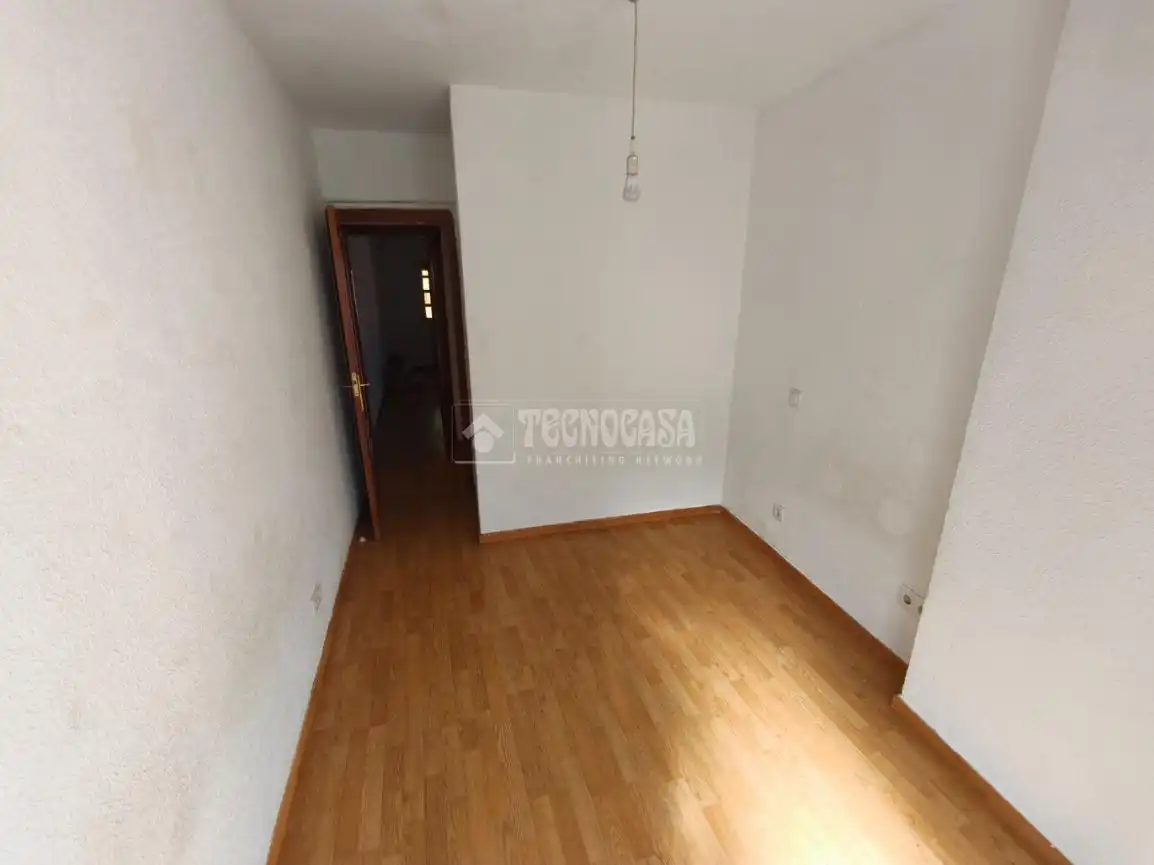 Habitación de Piso en venta en Alcorcón con Aire acondicionado, Calefacción y Terraza