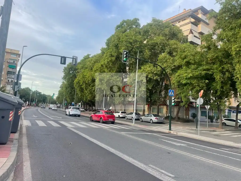 Außenansicht von Fabrikhallen zum Verkauf in Murcia