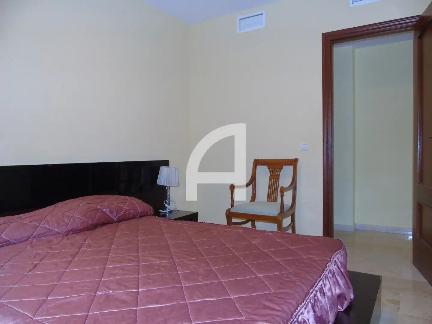 Bedroom of Flat for sale in Fuengirola  with Air Conditioner, Heating and Terrace