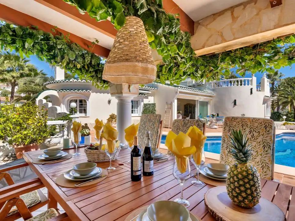 Terrassa de Casa o xalet en venda en Moraira amb Aire condicionat, Terrassa i Piscina