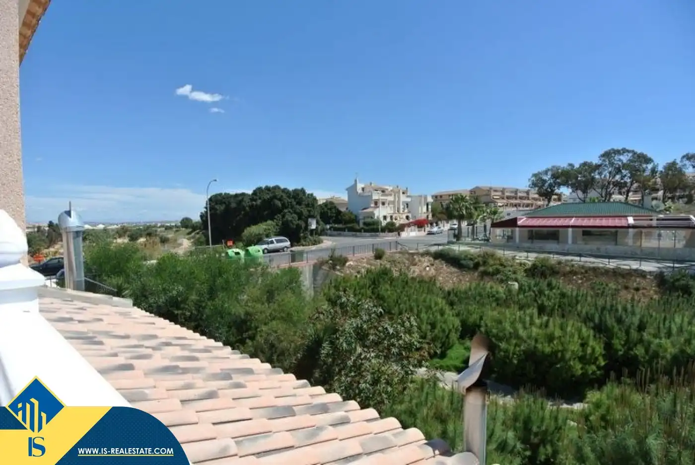 Außenansicht von Haus oder Chalet zur Miete in Torrevieja mit Klimaanlage, Terrasse und Schwimmbad