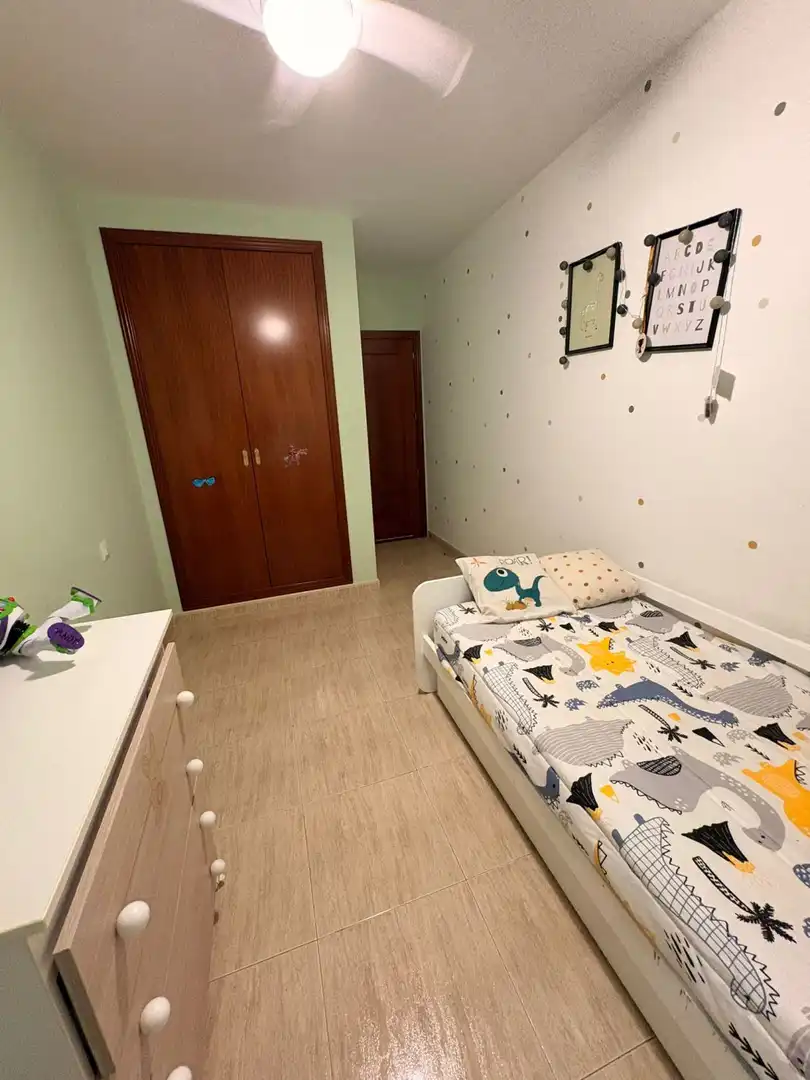 Habitación de Piso en venta en Manzanares con Aire acondicionado y Calefacción