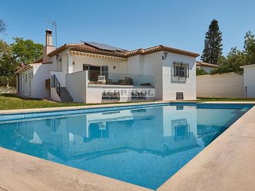 Villa avec piscine à vendre à Chilches