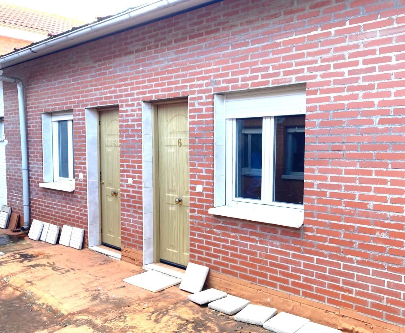 Vista exterior de Pis en venda en Villaquilambre amb Moblat