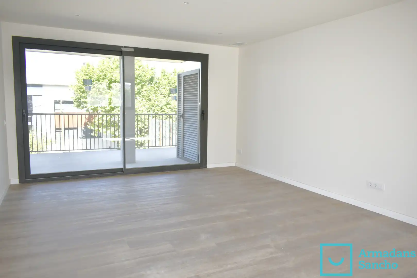 Habitación de Piso de alquiler en Tiana con Aire acondicionado, Calefacción y Parquet