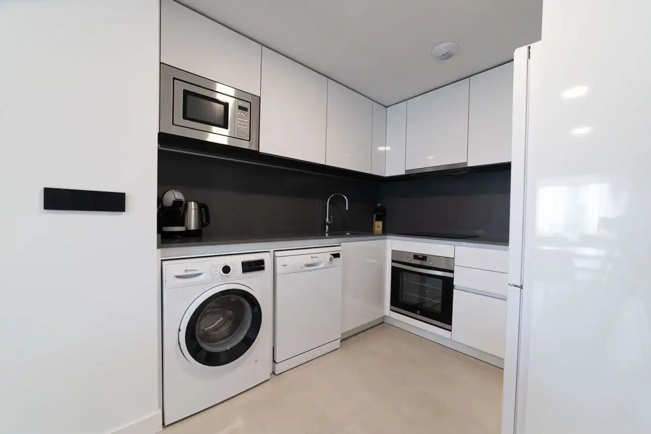 Apartment with pool for sale in Avenida de Rumania 18, imagen 7