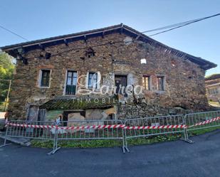 Exterior view of Building for sale in Zeberio