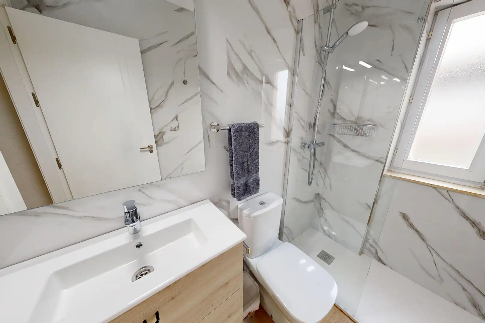 Baño de Casa o chalet de alquiler en Cartagena con Calefacción, Jardín privado y Parquet