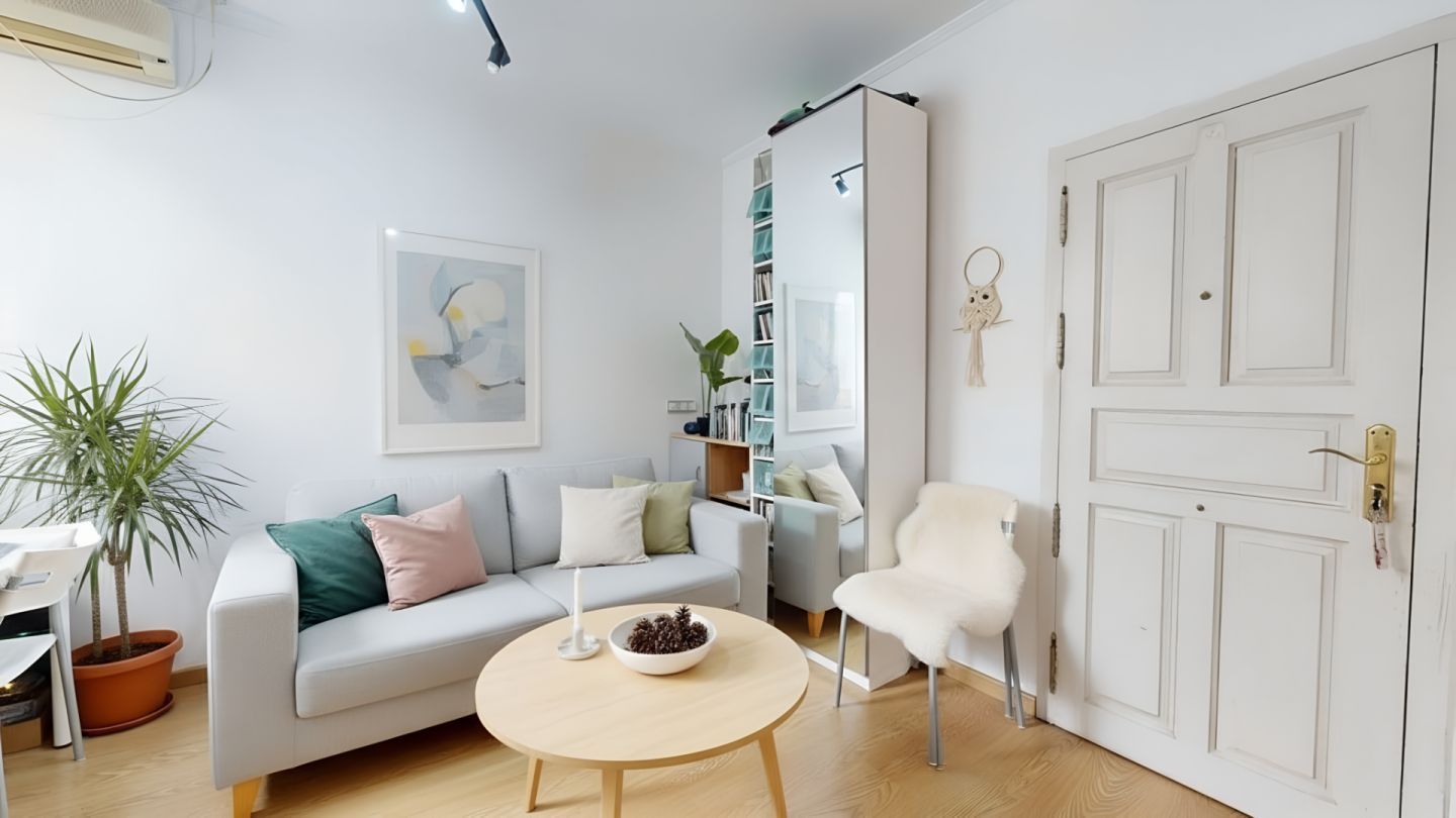 Living room of Flat for sale in  Madrid Capital  with Air Conditioner and Heating