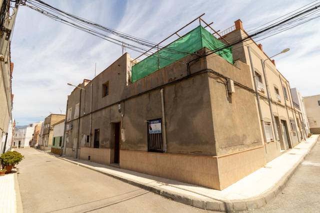 Casa-chalet en Venta en Tabernas