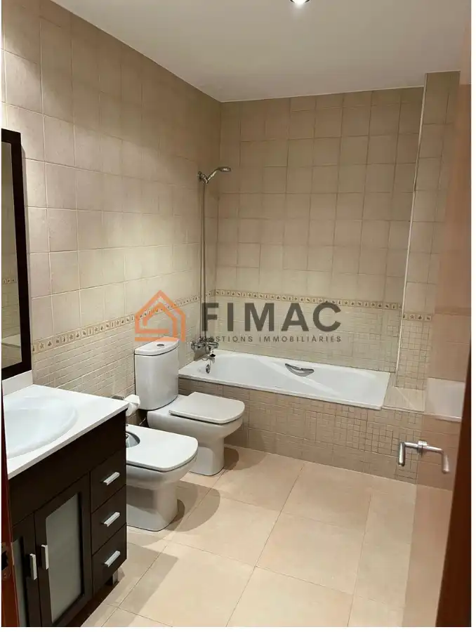 Baño de Piso en venta en Sant Hipòlit de Voltregà con Calefacción