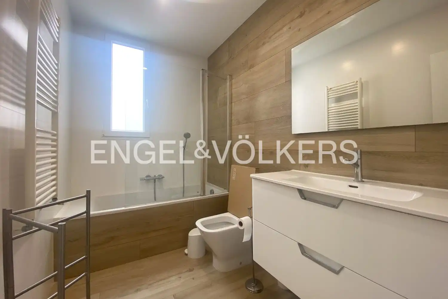 Badezimmer von Wohnung zur Miete in Valencia mit Klimaanlage, Heizung und Haustiere erlaubt