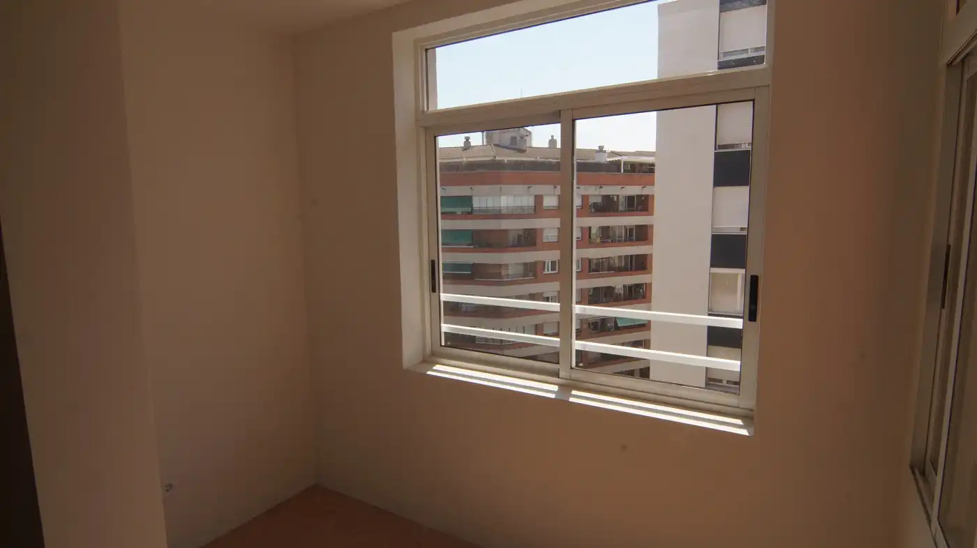Flat with lift for sale in Plaça de Ponent 5, imagen 6