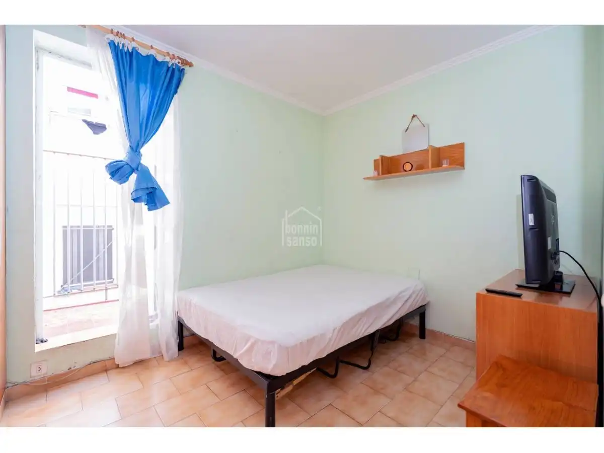 Dormitori de Apartament en venda en Es Castell amb Calefacció