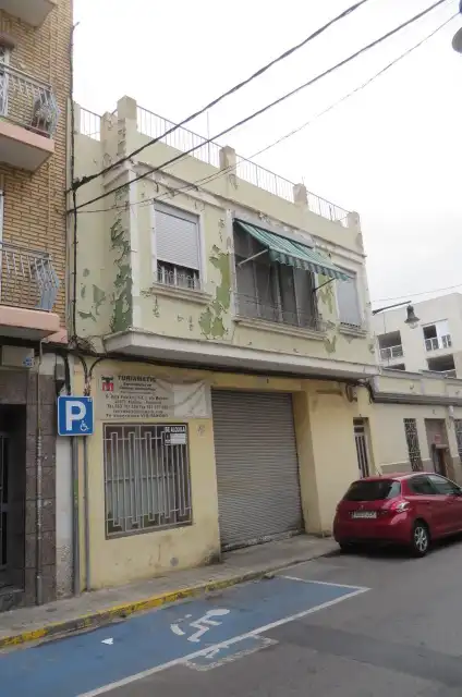 Vista exterior de Piso en venta en Xirivella