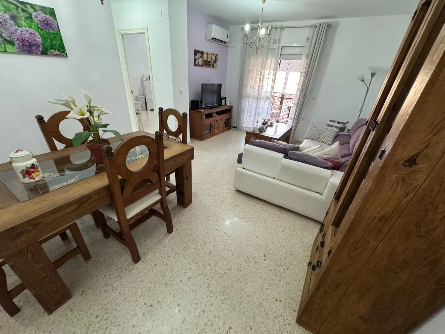 Sala de estar de Piso en venta en Dos Hermanas con Aire acondicionado, Calefacción y Trastero