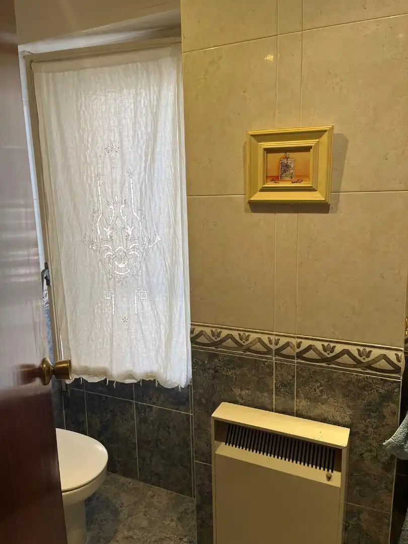 Piso en venta en Calle de Luis Bermejo, 6, Romareda