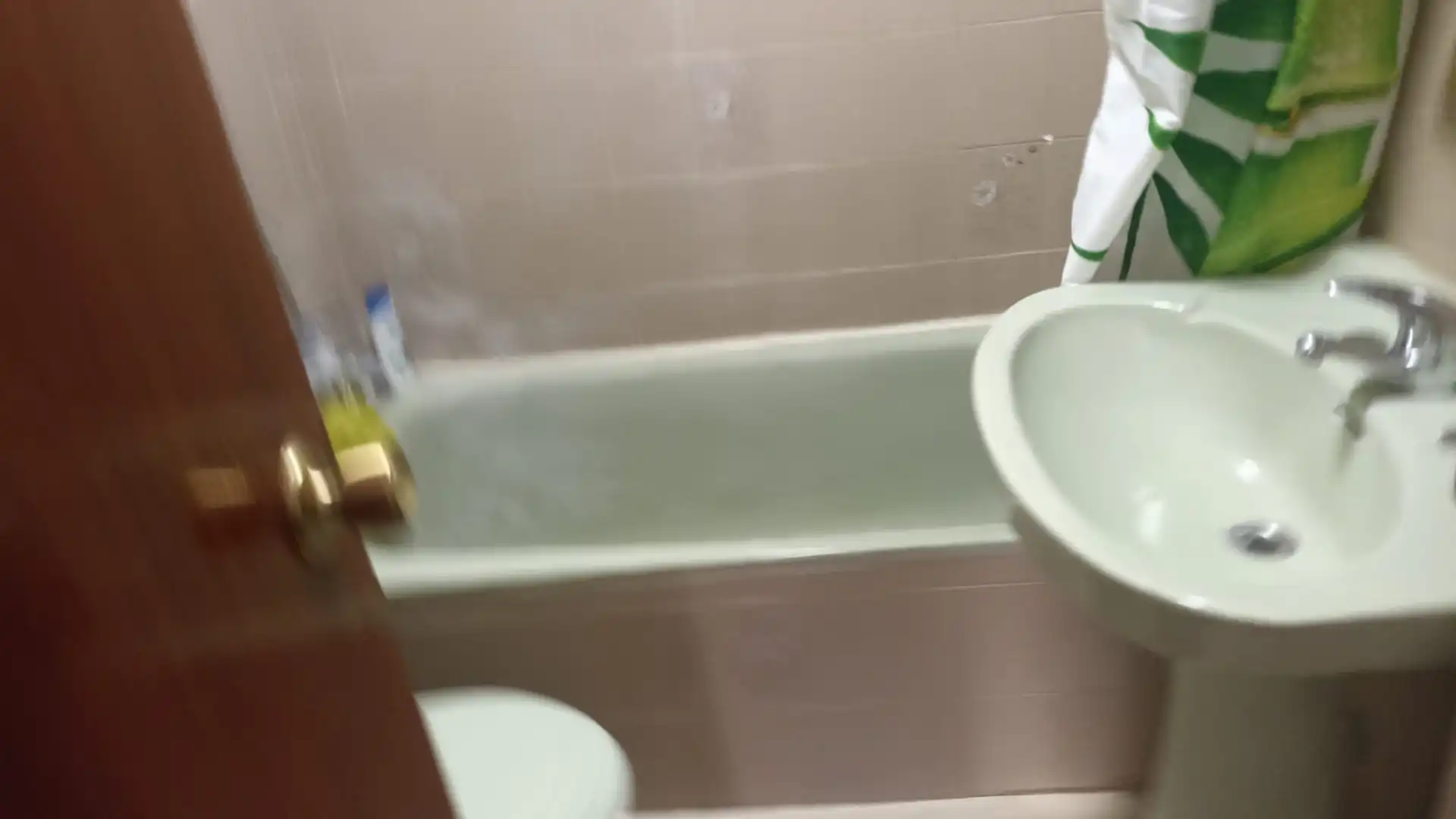 Bathroom of Apartments for sale in Jaén  with Air Conditioner, Furnished and Washing machine