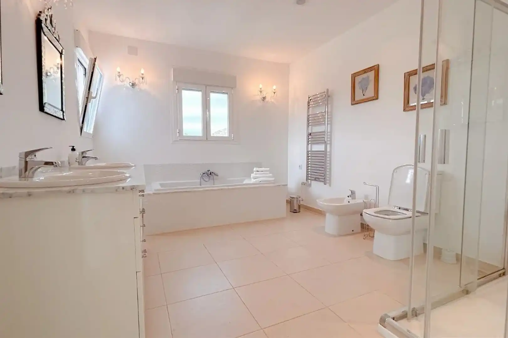 Bany de Casa o xalet en venda en Jávea / Xàbia amb Calefacció, Jardí privat i Piscina