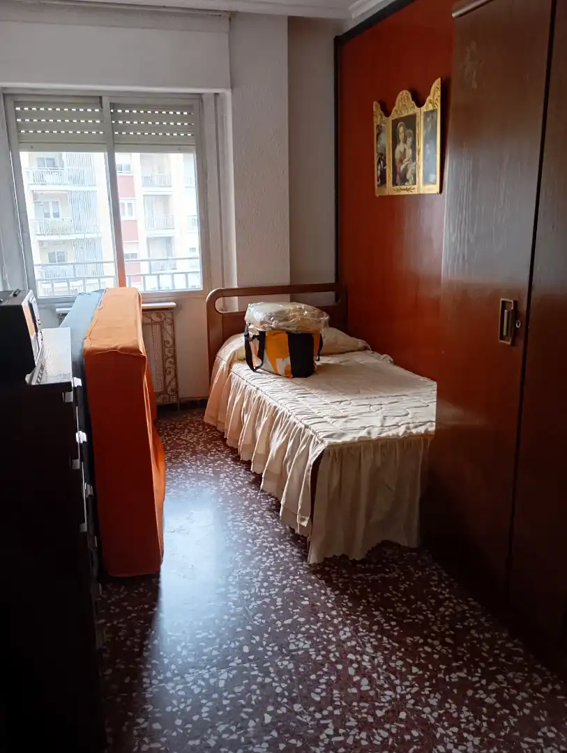 Habitación de Piso en venta en Zaragoza con Calefacción, Jardín privado y Terraza