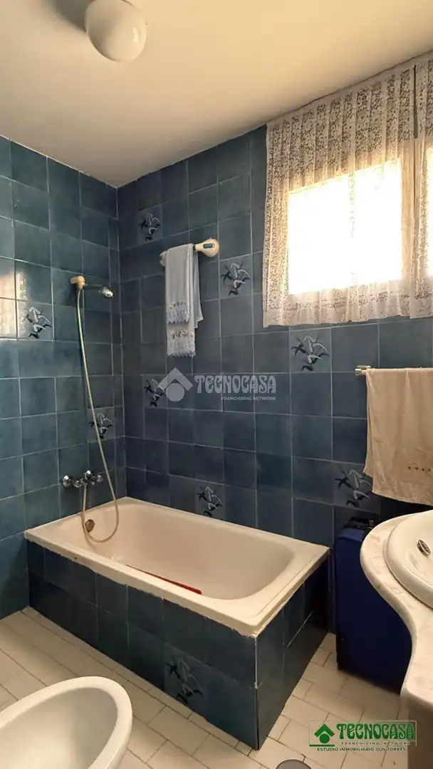 Bathroom of Flat for rent in Almería