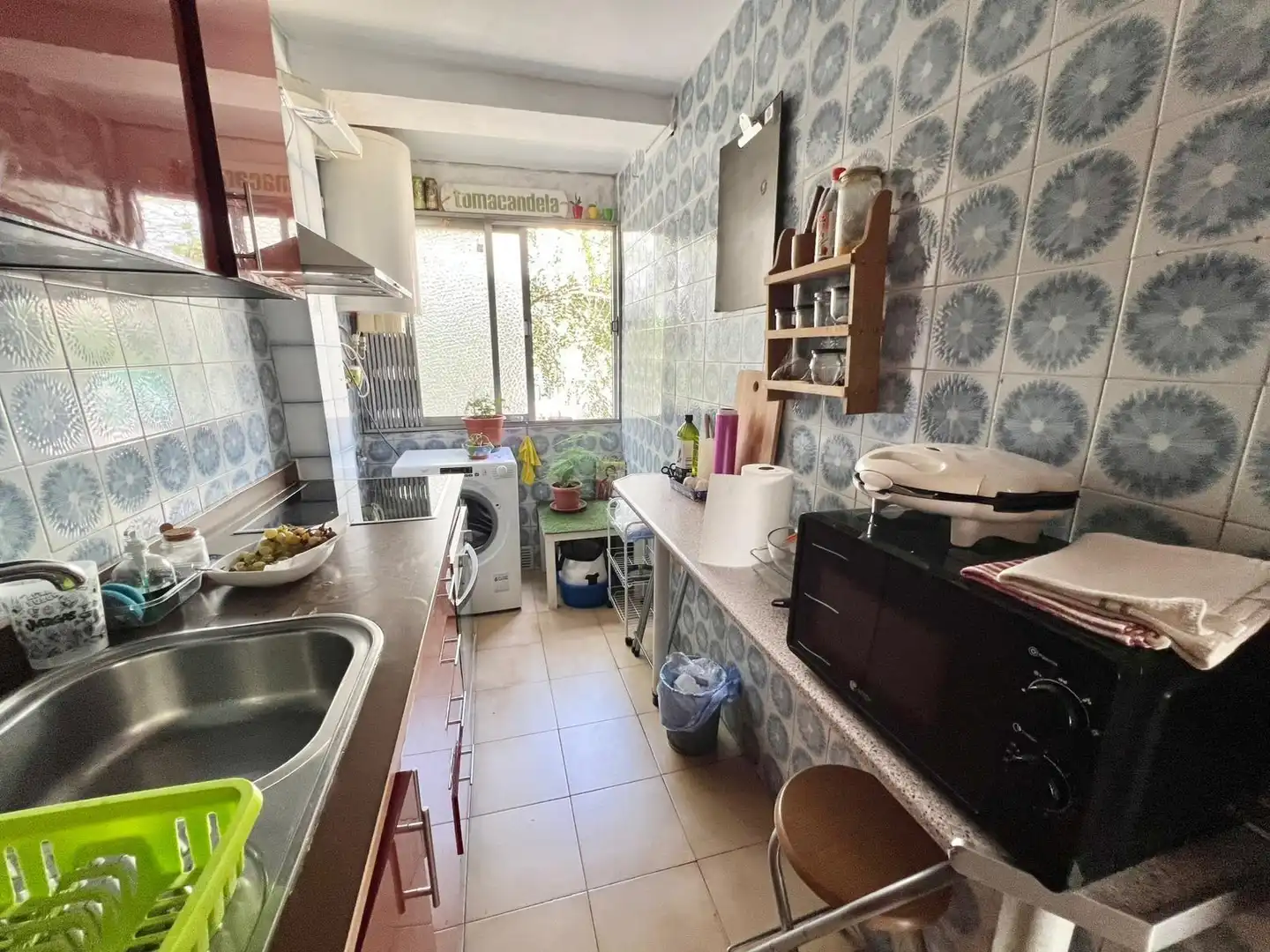 Kitchen of Flat for rent in Granada  with Furnished and Balcony