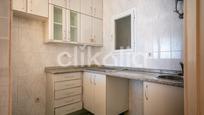 Kitchen of Flat for sale in  Madrid Capital  with Private garden