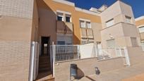 Vista exterior de Casa adosada en venda en  Almería Capital amb Terrassa