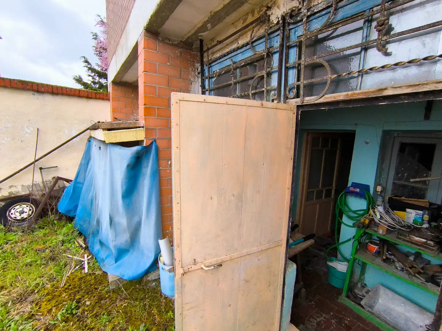 Vista exterior de Edifici en venda en Venta de Baños