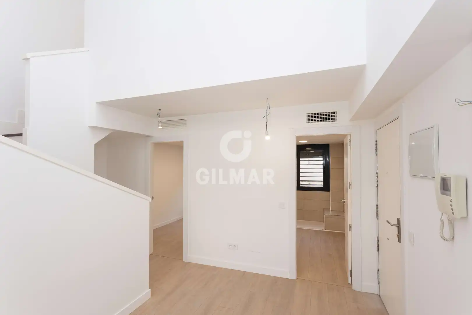 Dúplex en venta en Madrid con Calefacción