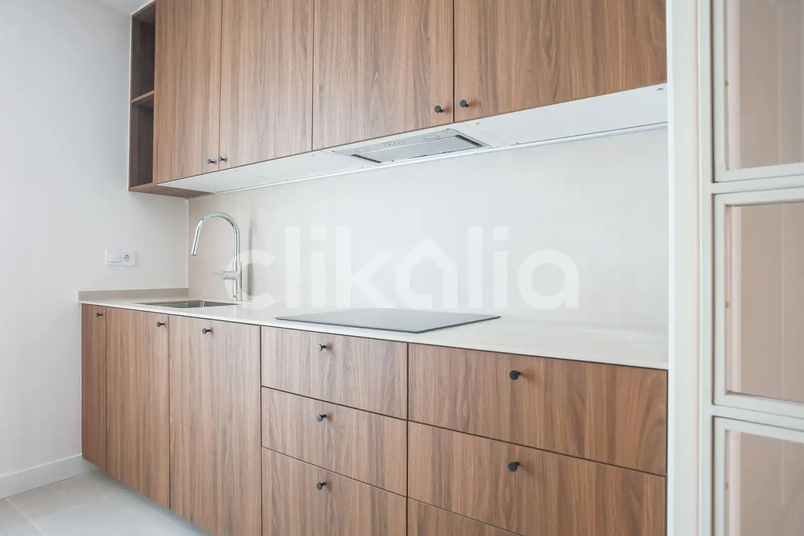 Cocina de Piso en venta en Madrid con Aire acondicionado, Calefacción y Jardín privado