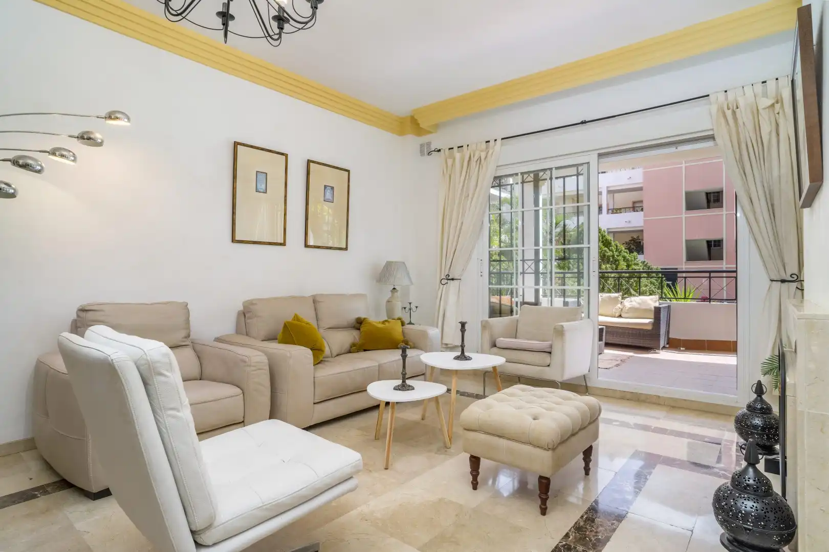 Home with pool for sale in Nueva Andalucía, imagen 5
