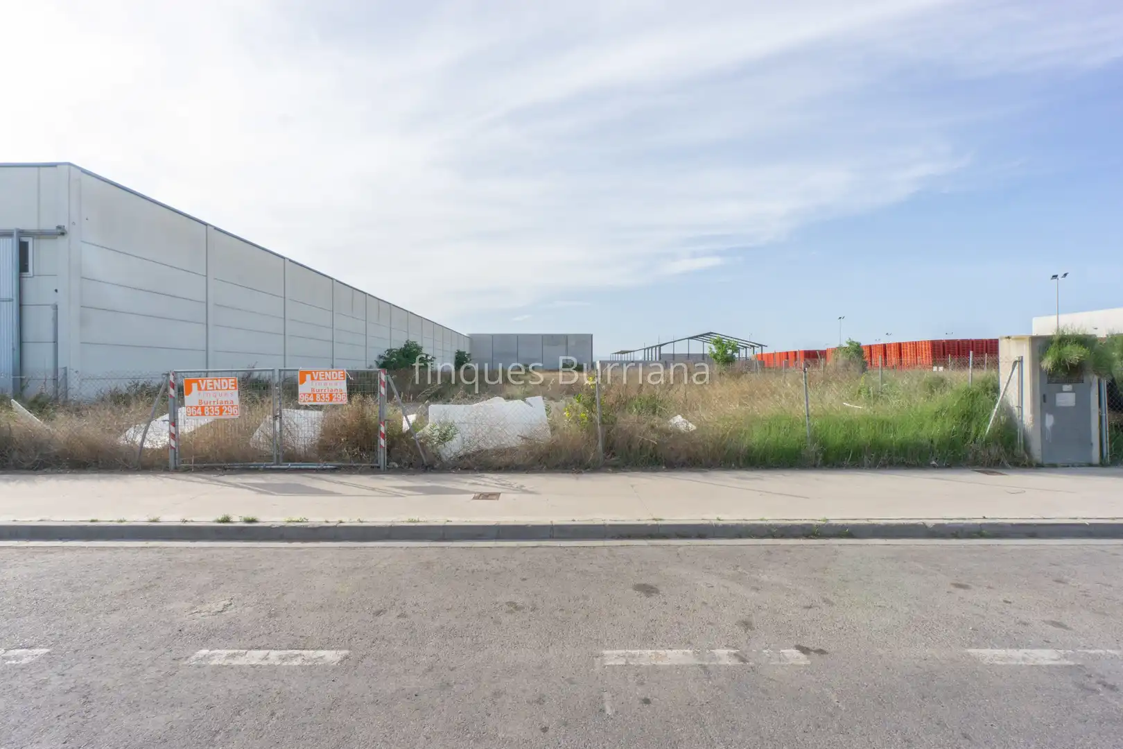 Terreny residencial en venda a Llombai