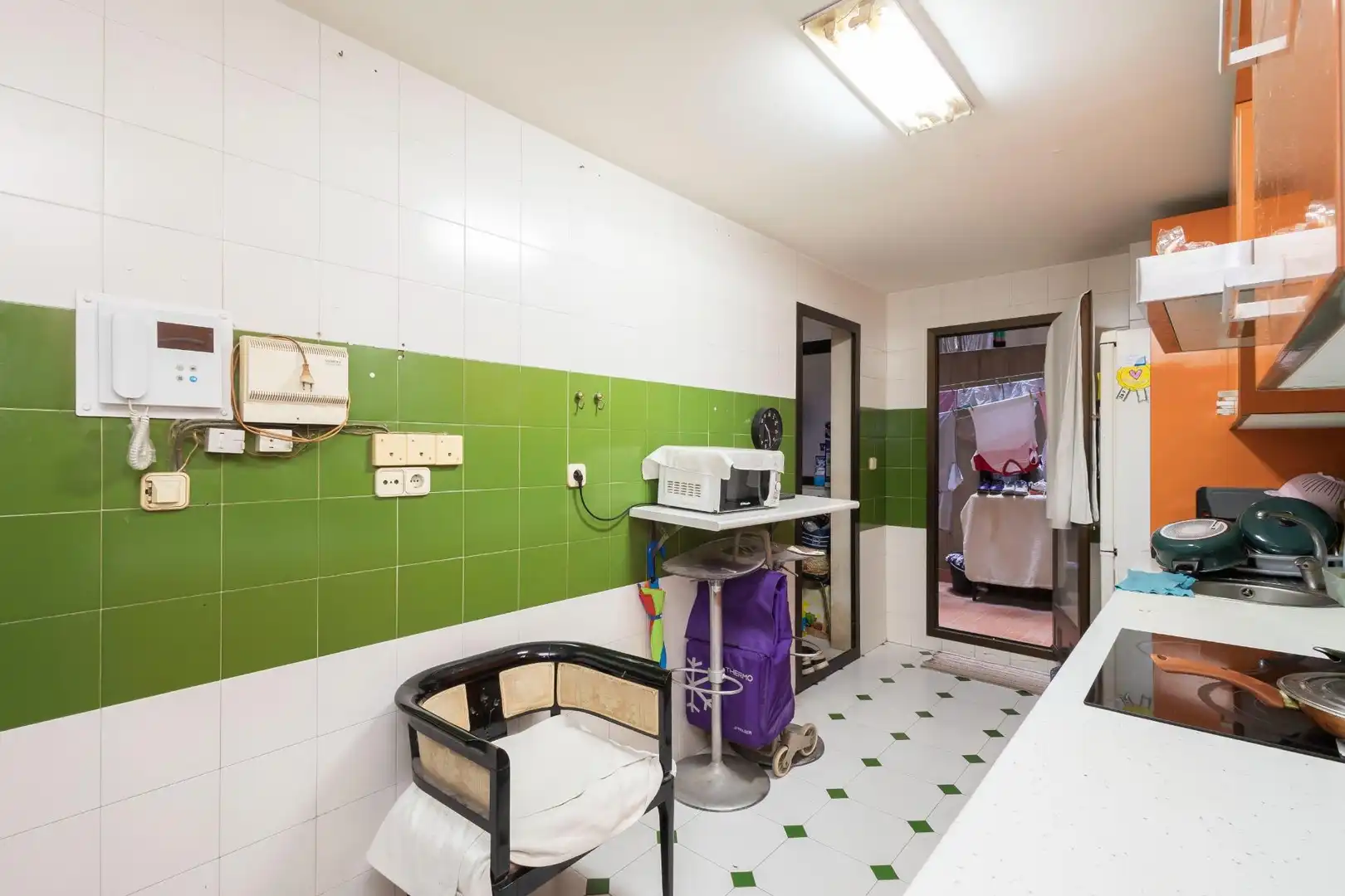 Cocina de Piso en venta en Almería con Balcón