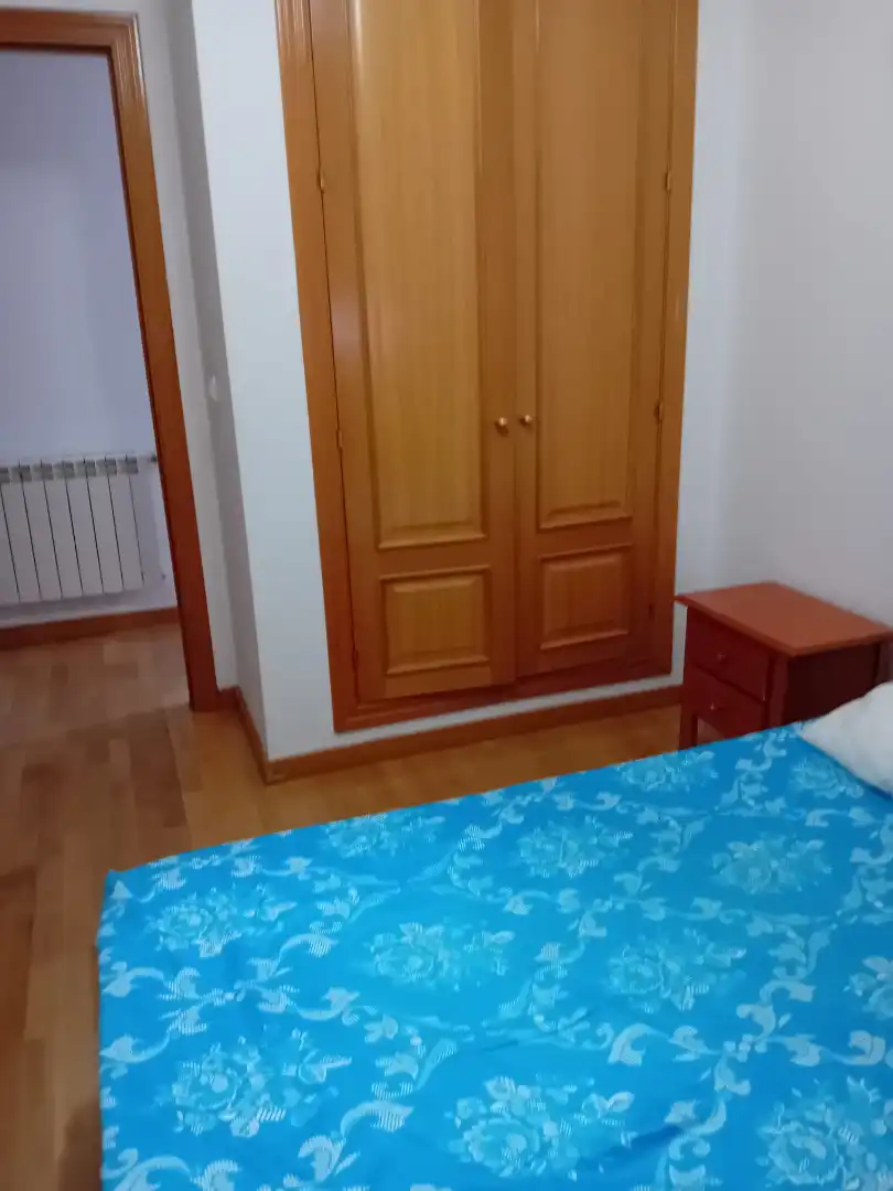 Schlafzimmer von Wohnung zur Miete in Granada mit Klimaanlage, Heizung und Möbliert