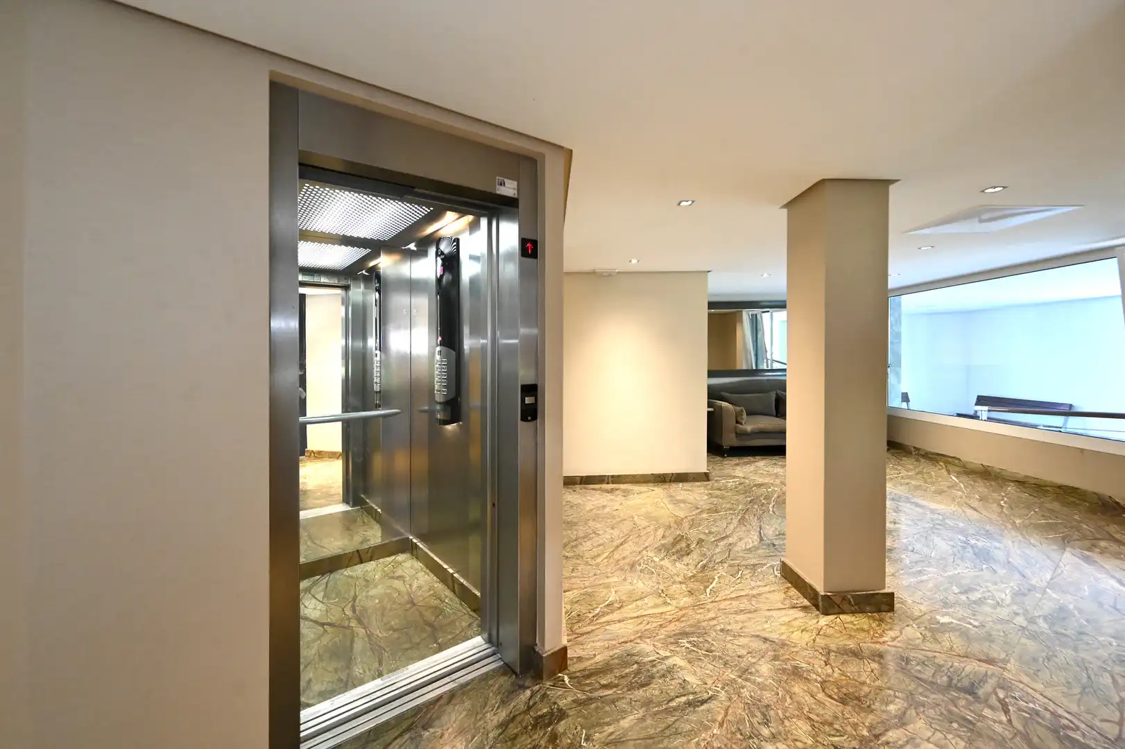 Flat for rent in Avenida Doctor Diego Madrazo, Valdenoja
