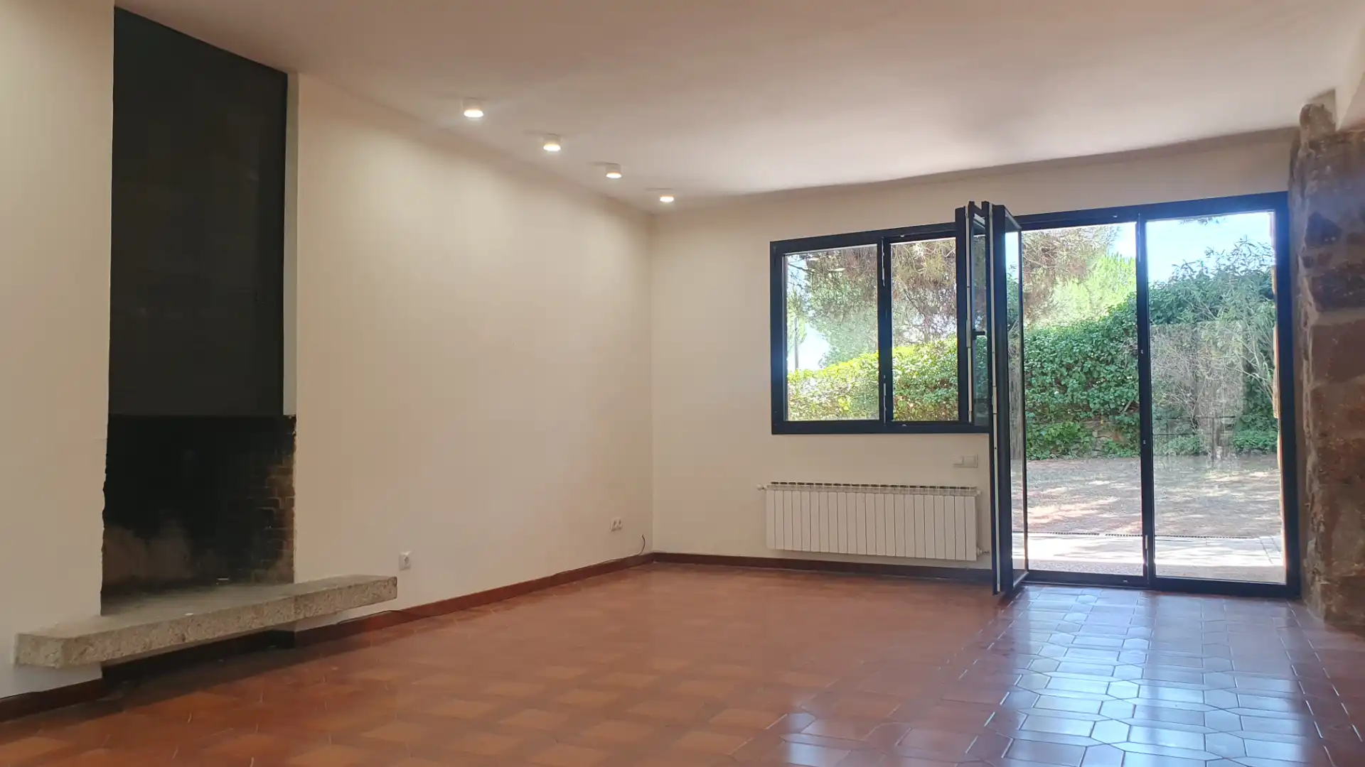 Sala d'estar de Casa o xalet de lloguer en Valdemorillo amb Calefacció, Jardí privat i Terrassa