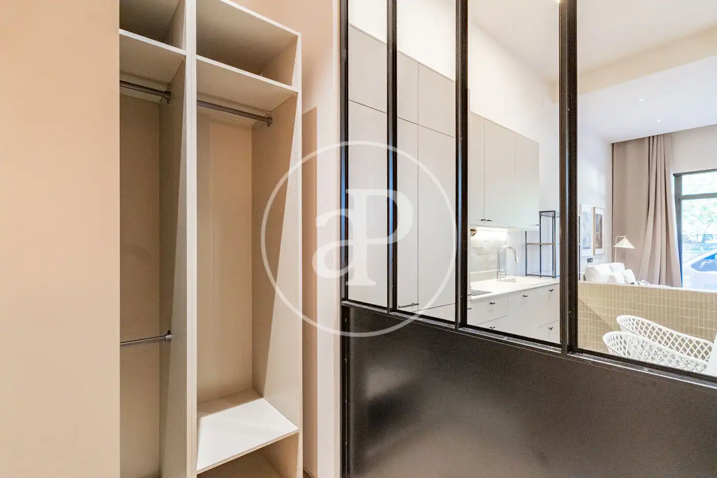 Schlafzimmer von Wohnung zur Miete in Madrid mit Klimaanlage, Heizung und Möbliert