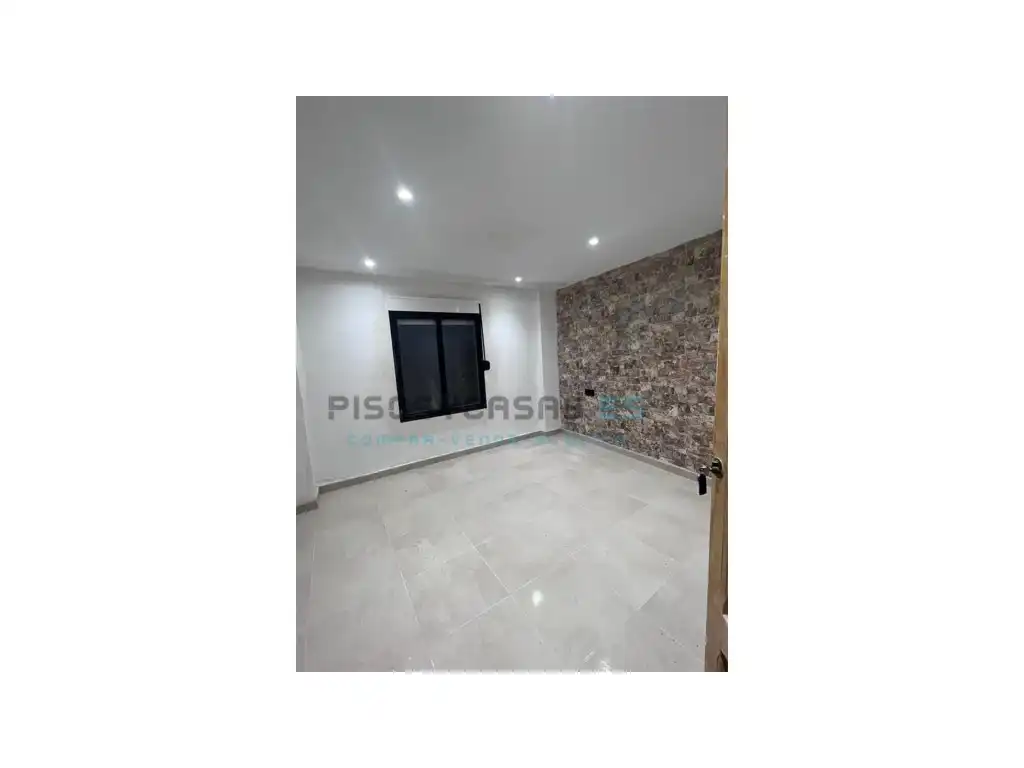 Piso en venta en Chelva