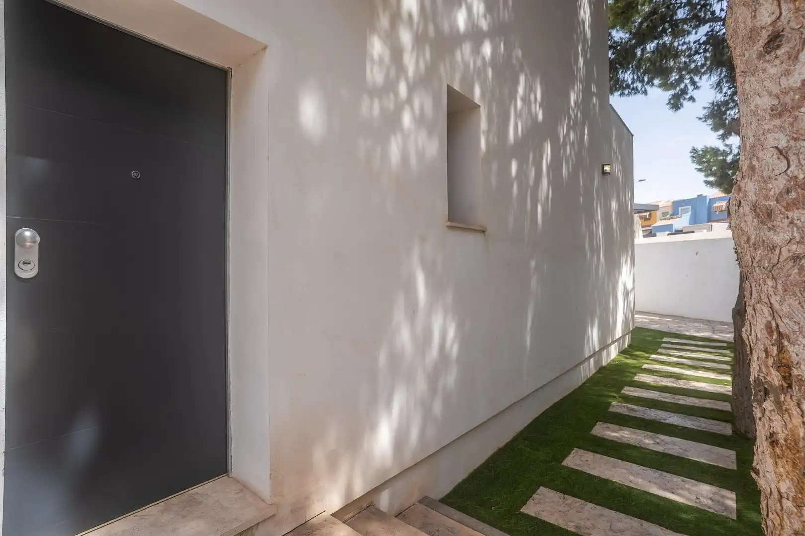 Vista exterior de Casa o chalet en venta en Almería con Aire acondicionado, Jardín privado y Terraza