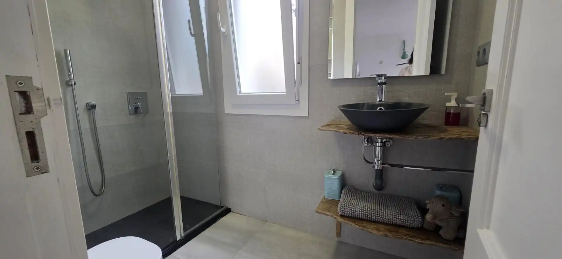 Badezimmer von Wohnungen zum Verkauf in Miengo mit Terrasse und Möbliert