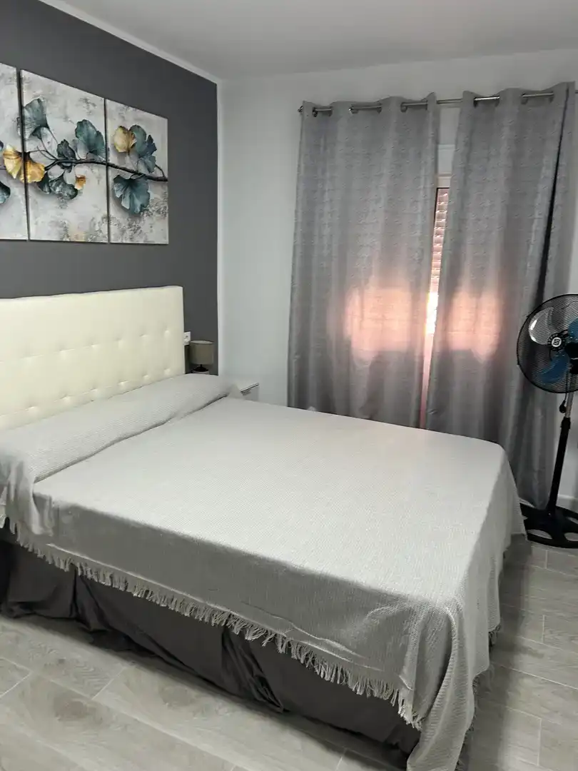 Schlafzimmer von Wohnung zur Miete in Rota mit Abstellraum und Möbliert