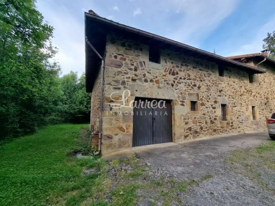 Casa rústica con jardín en venta en Abadiño, imagen 3